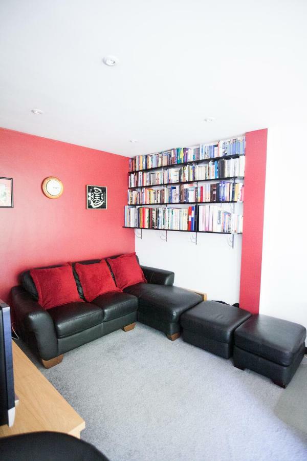 Honest University Apartment 2 Southampton Extérieur photo