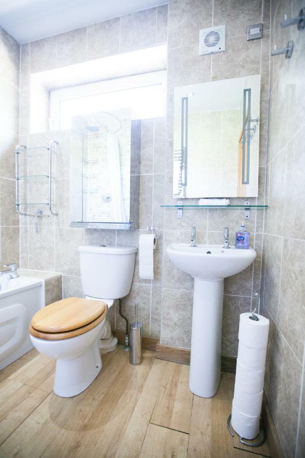 Honest University Apartment 2 Southampton Extérieur photo